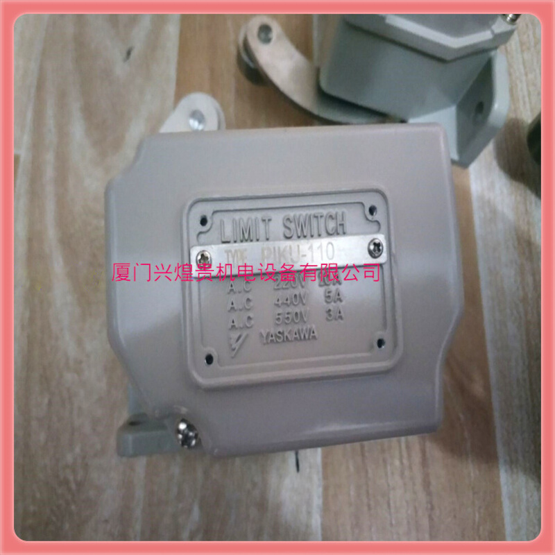 PIKU-110R25A限位开关PSMO-25EITH接近开关PSKO-020B0 PIKU-110