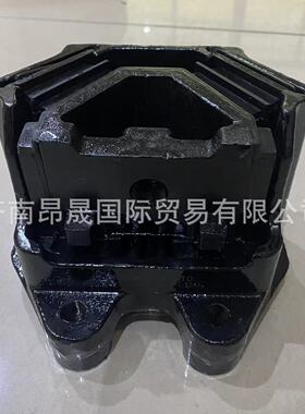 重汽HOWO T7H 汕德卡C7H C9H MAX 发动机前橡胶支承 WG9925590210