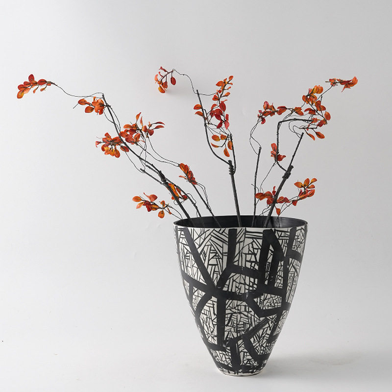 简约现代黑白手绘异形陶瓷花瓶酒店民宿客厅家居饰品高级感插花器,橡塑材料及制品,其他塑料制品,淘宝优惠券,粉丝福利购,淘宝优惠卷