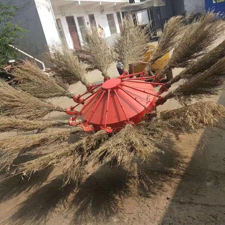 风火轮扫路机折叠式插扫把式牵引式四轮机动车拖拽式清扫车