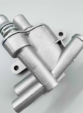 LR181892 LR093489 JDE38626 JDE41599冷却液分离器水管接头座