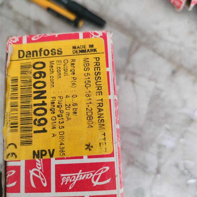 压力传感器MBS5150  1811-2DB04  060N1091  0-6bar议价