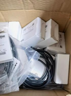 全新trafag压力变送器8252.84 8252.74议价