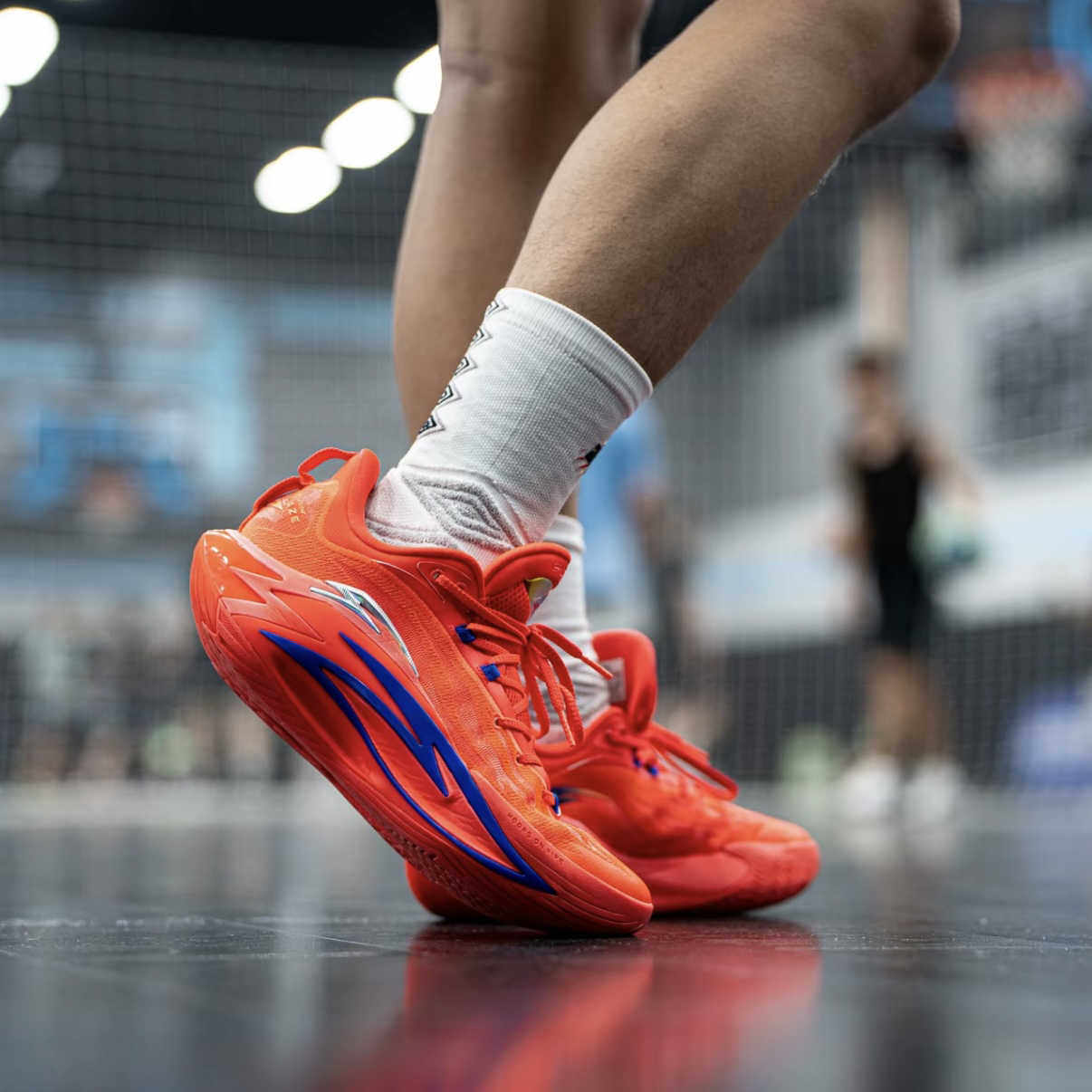 安踏狂潮7代减震篮球鞋男鞋2025夏季新款防滑耐磨运动鞋112531126