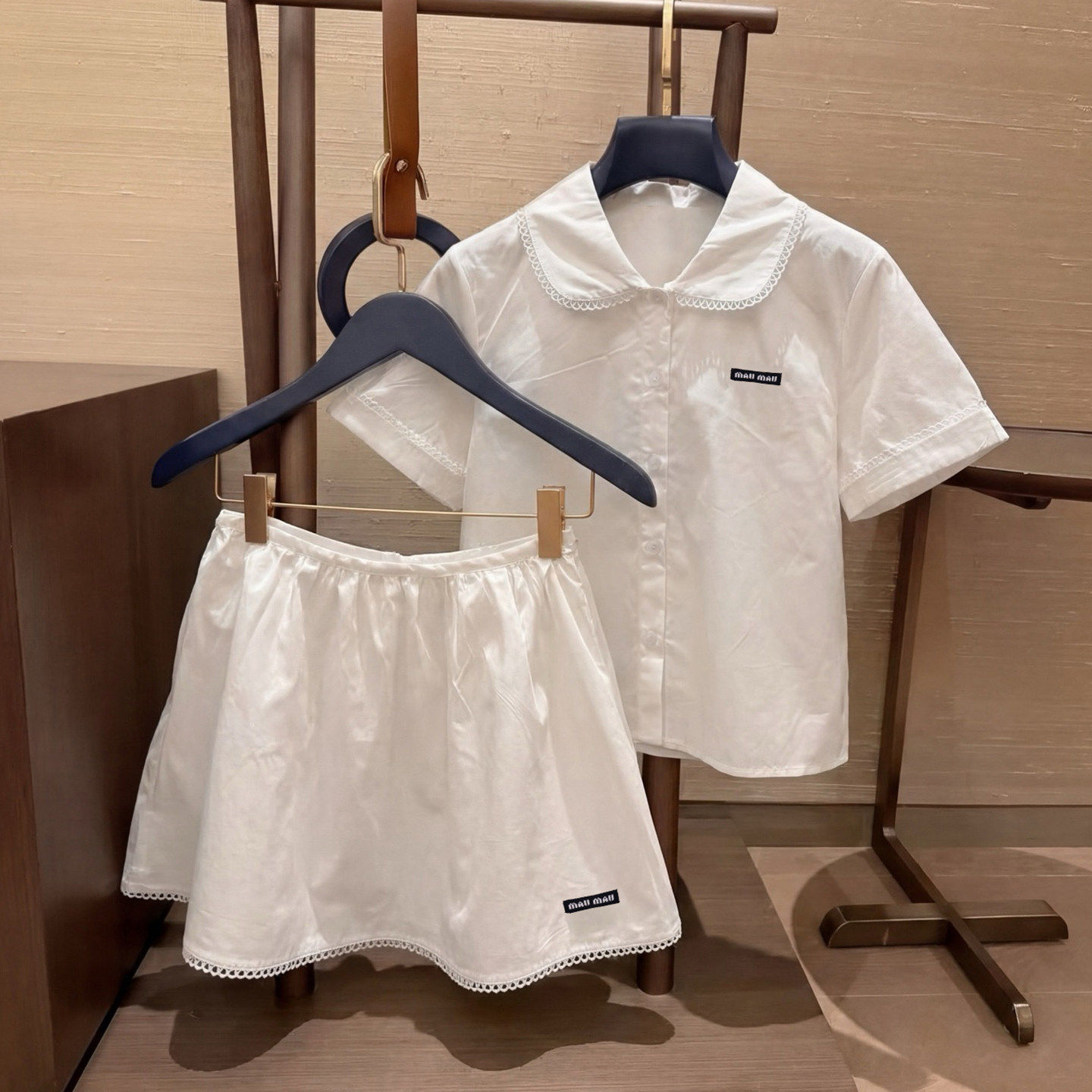 ROUUE STAR娃娃女装套装高端2026半身裙春夏季衬衫短款领刺绣上衣