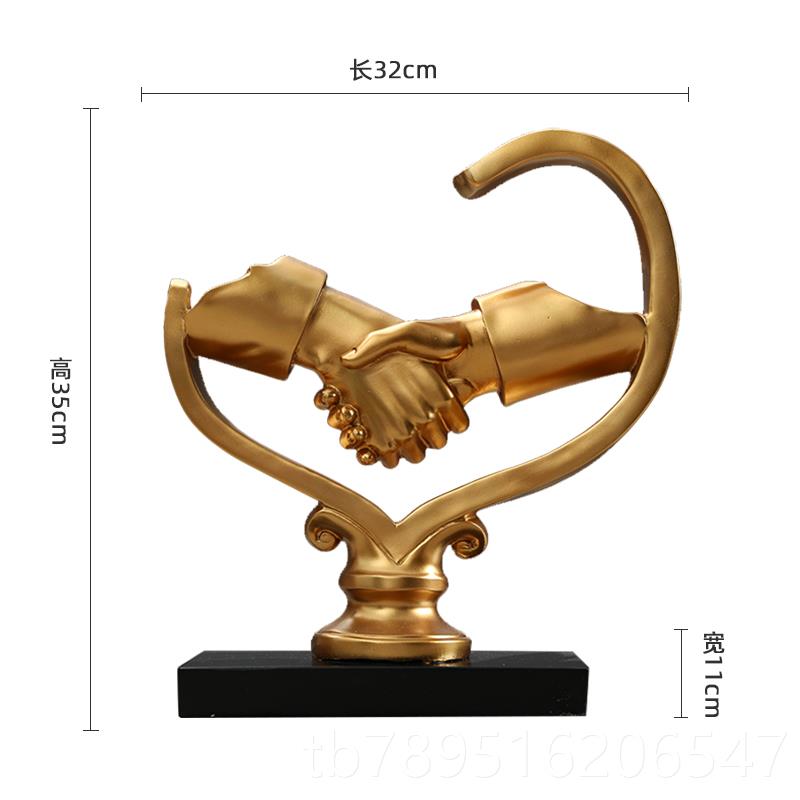 高档美式酒现代电视柜握手装饰家居饰品柜商客工厅办公室摆件 务