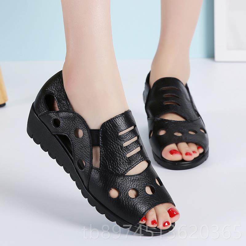 正品妈中妈凉女夏季2人024新款真皮软底舒适年平底中老年防滑鞋鱼,女鞋,洞洞鞋,淘宝优惠券,粉丝福利购,淘宝优惠卷