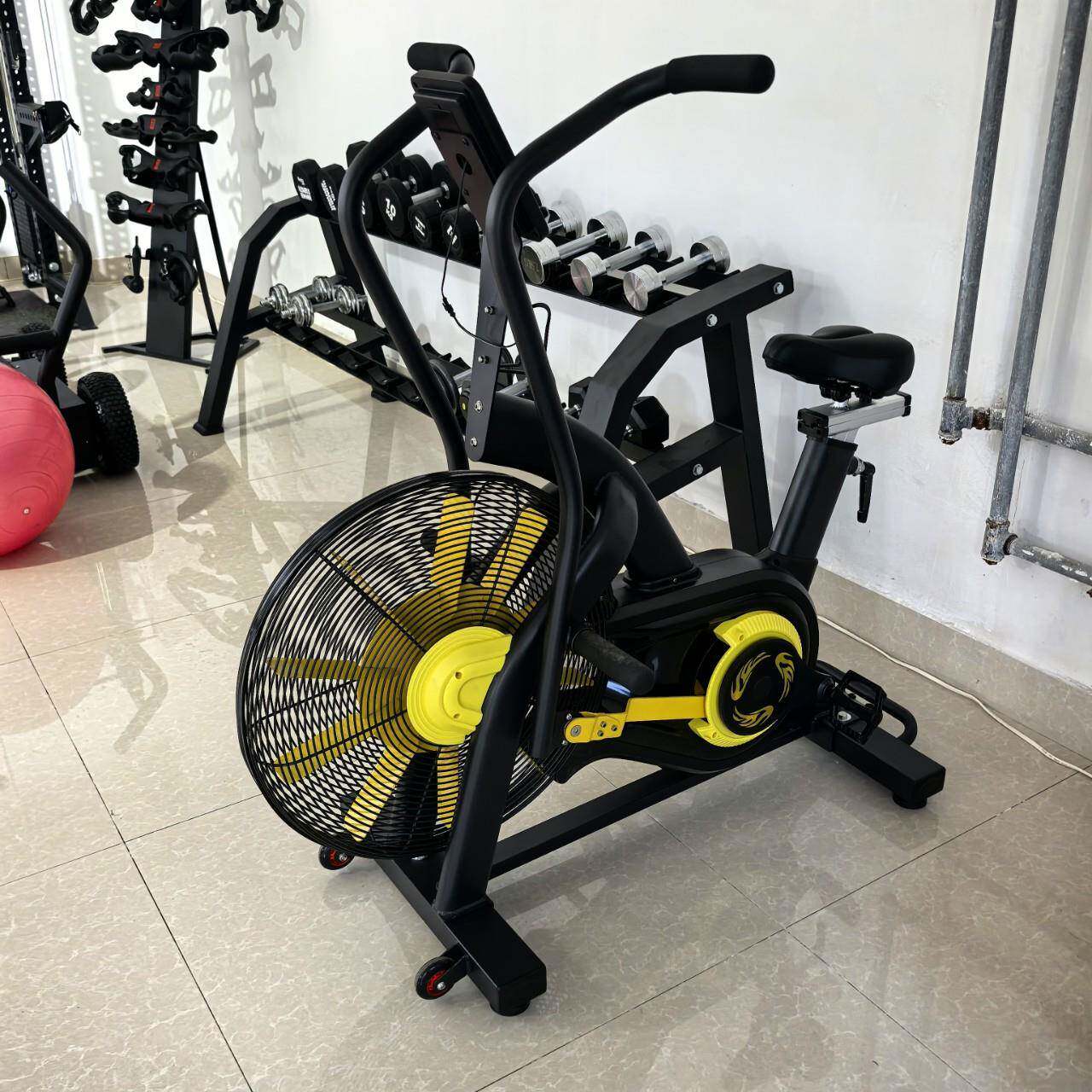 风阻动感单车风扇出脚踏车家用室内自行车减肥器材静音运动单车健