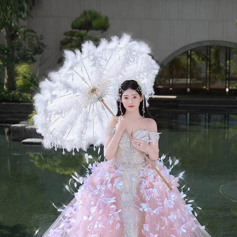 新中式复古风格婚纱摄影新娘手拿道具白色羽毛伞钻石吊坠拍照古伞,家居饰品,工艺伞,淘宝优惠券,粉丝福利购,淘宝优惠卷