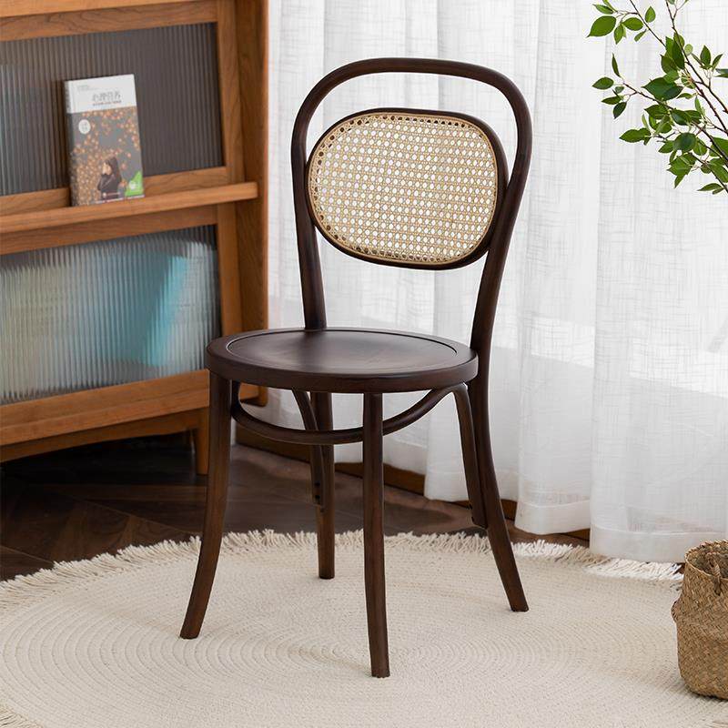 北欧实木餐椅复古家用桃心椅黑胡桃中古藤编靠背索耐特10号木椅子