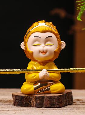 精品齐天大圣孙悟空摆件鱼缸造景小猴子可养茶宠陶瓷平安车载摆件