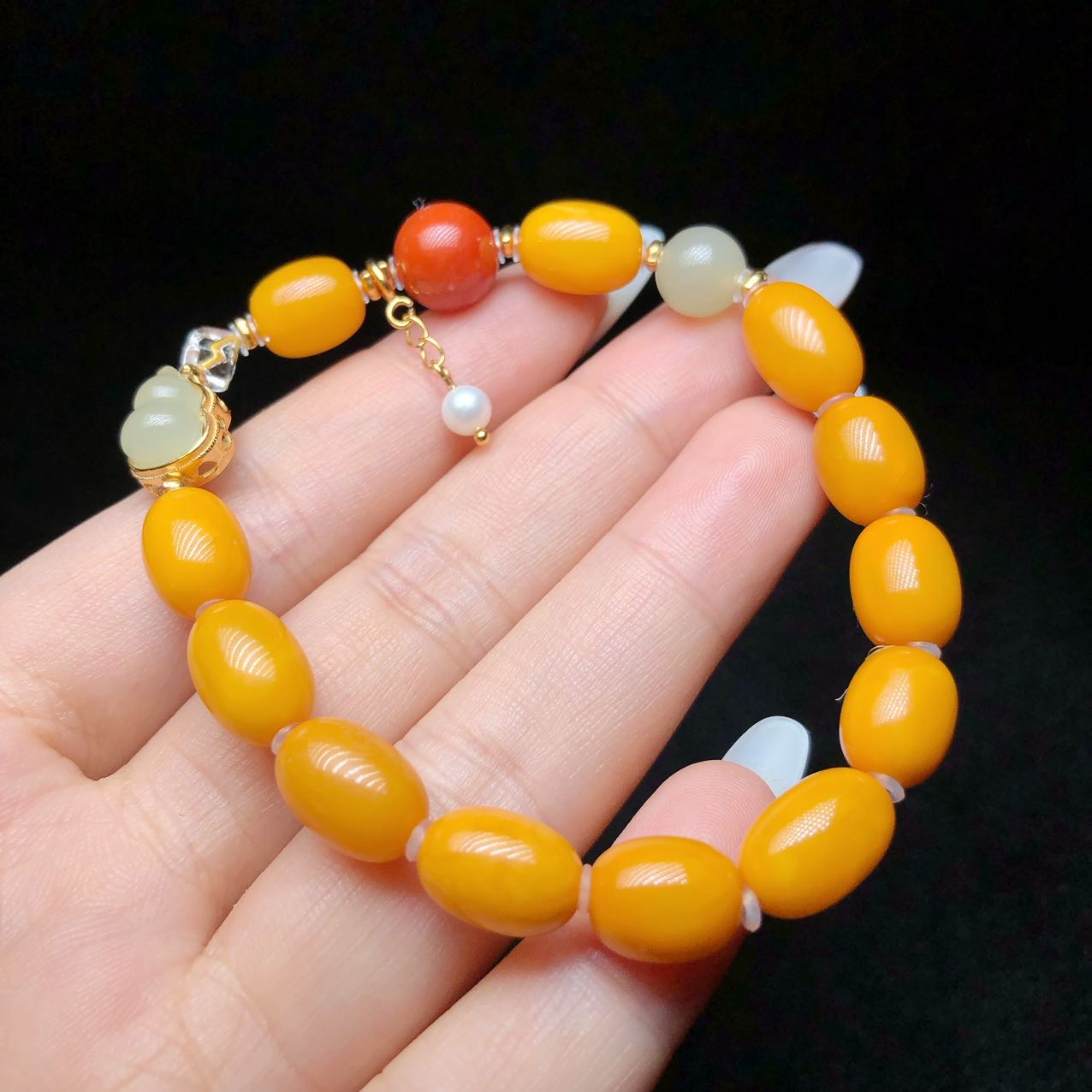 云上叙俄罗斯天然蜜蜡DIY单圈手串鸡油黄枣珠手饰女V51476-E