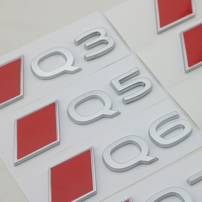 适用于新款奥迪车标改装A3L A4 A5L SQ6L Q7 SQ8后尾标字标装饰贴