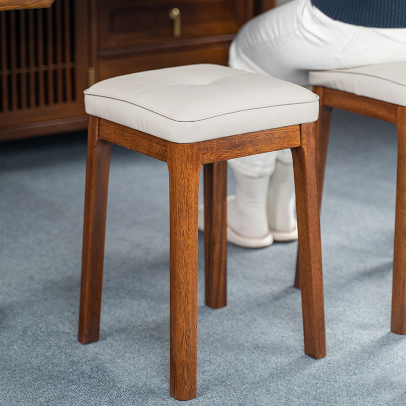 实木凳子家用可叠放餐桌凳现代简约软包方凳客厅化妆凳舒适久坐