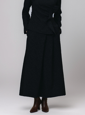 素芭肌理感暗纹提花半裙女秋季新款时尚优雅休闲百搭中长裙SK0553