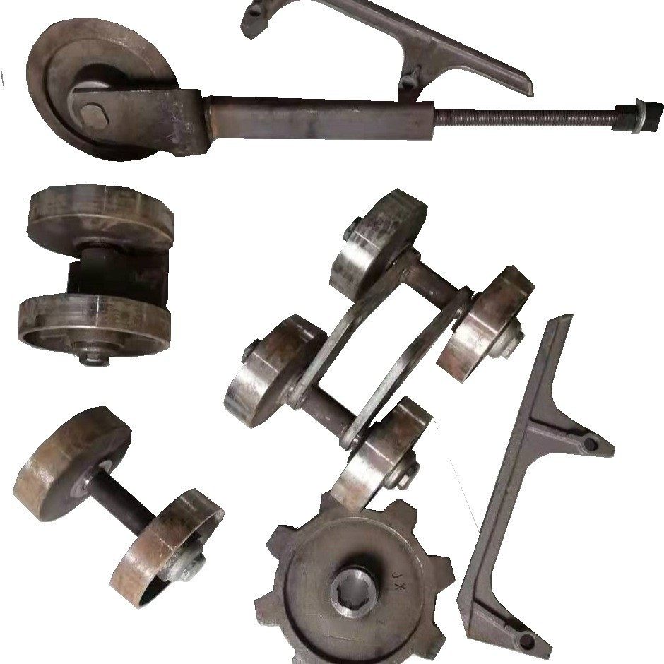 山东济宁销售工程机械配件支重轮农机配件履带底盘支重轮批发,模玩/动漫/周边/娃圈三坑/桌游,文化/体育周边,淘宝优惠券,粉丝福利购,淘宝优惠卷