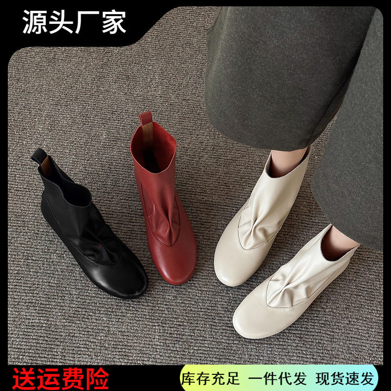 红色真皮靴子女款2026新款黑色短靴小个子内增高秋冬圆头马丁靴女
