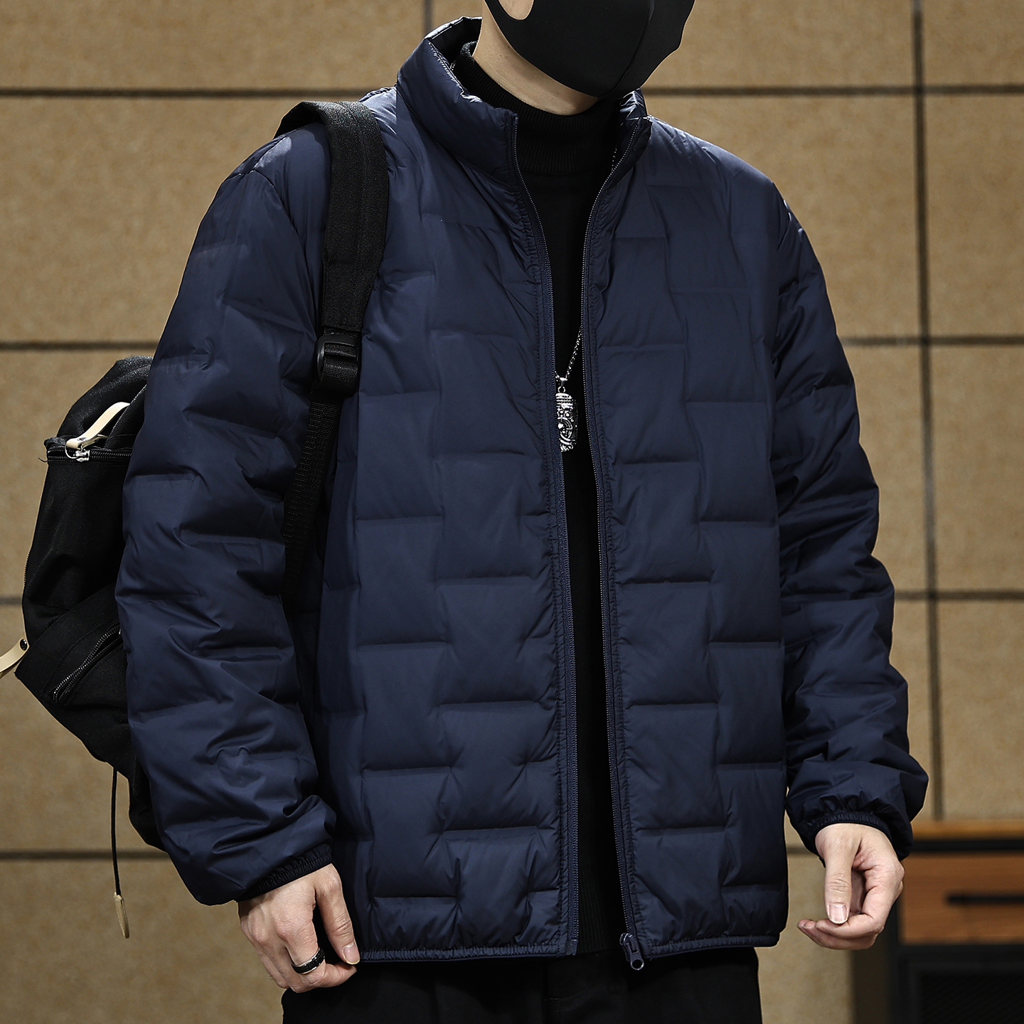 【90白鸭绒轻便立领羽绒服男士】