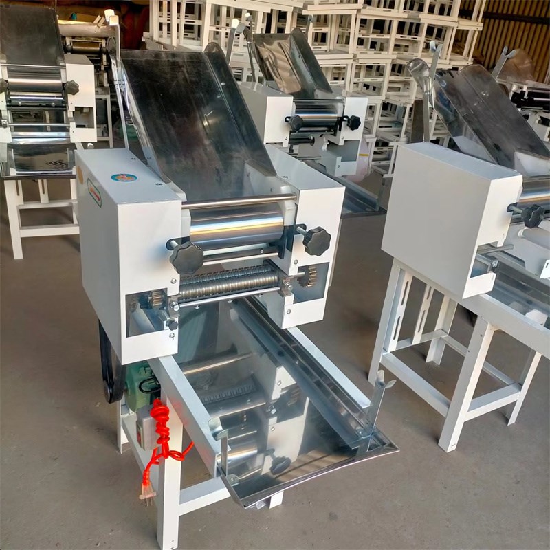 面条机商用小型压面机鲜湿挂面混沌皮饺子皮机电动擀皮不锈钢叠皮