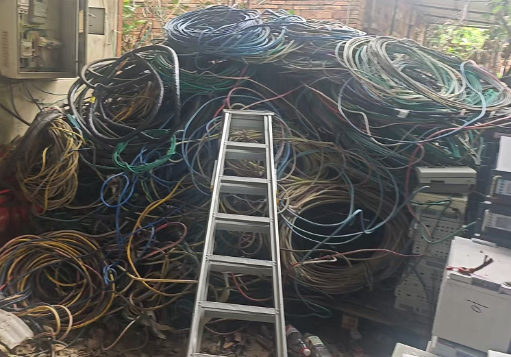 1月13日湛江某公司某公司2025年11月第一批已报废电缆设备资产网络拍卖公告