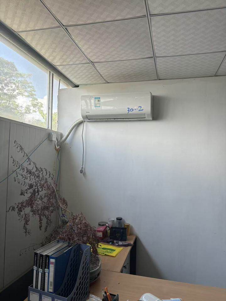 1月6日衢州开发公司所有的设备网络拍卖公告