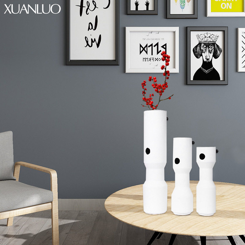 现代简约黑白树脂干花花瓶橱窗电视柜样板间售楼处干花树脂插花器,模玩/动漫/周边/娃圈三坑/桌游,文化/体育周边,淘宝优惠券,粉丝福利购,淘宝优惠卷