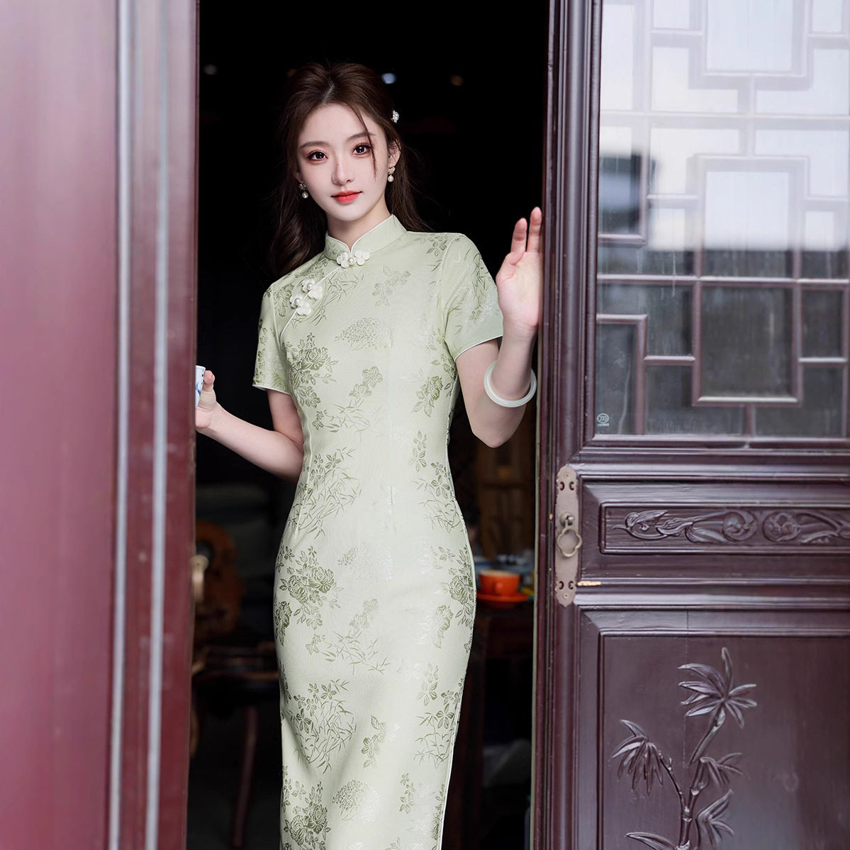 绿色蕾丝素雅淑女范短袖旗袍2025年夏季新款日常改良年轻款