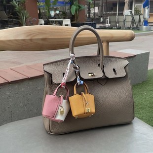 迷你菜篮子包包挂件高档皮质汽车钥匙扣M挂饰可爱创意耳机包女