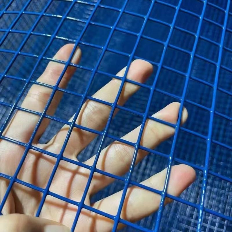 厂家直销防锈小孔防护网格铁网养鸡拦鸡养殖铁丝网围栏网钢