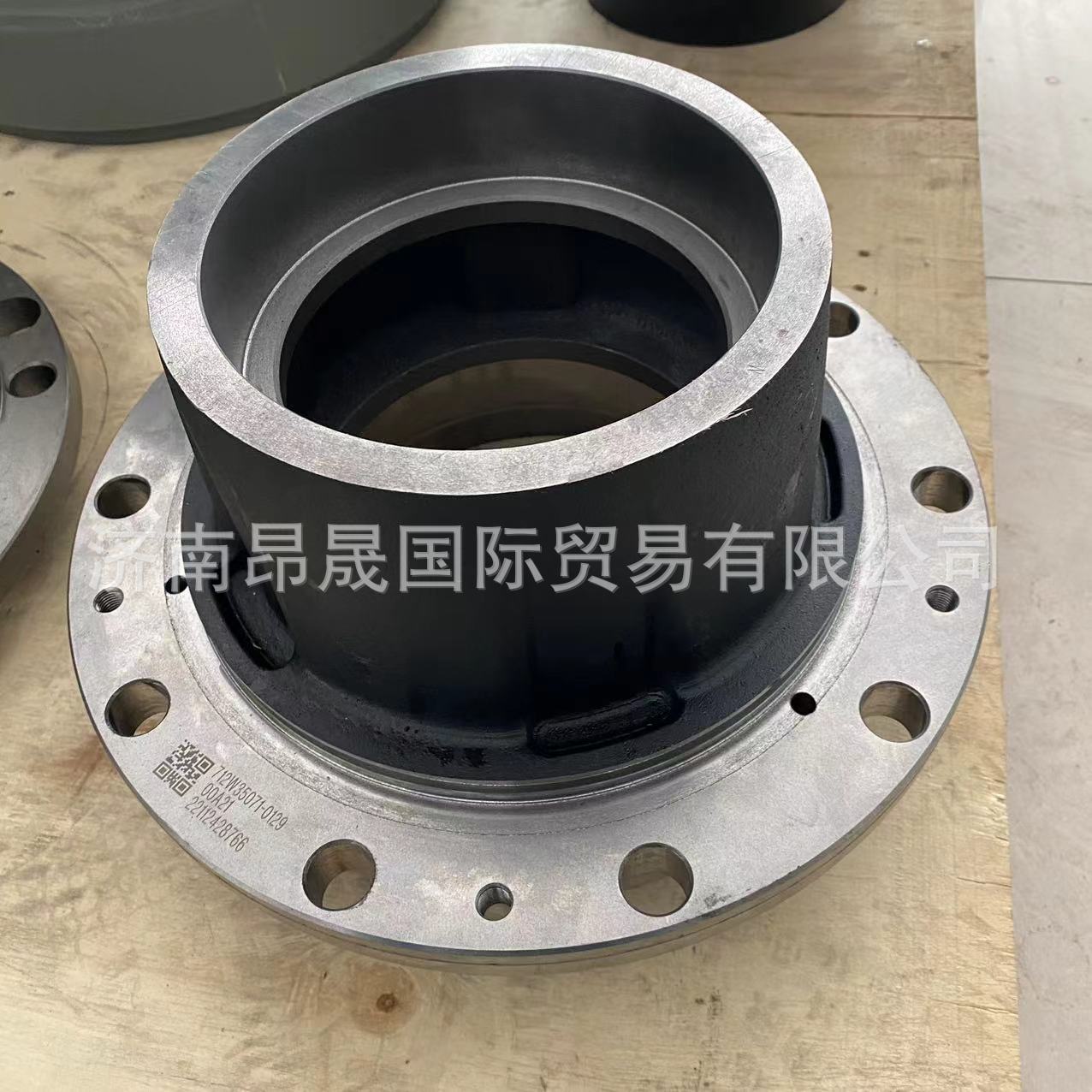 重汽HOWO T7H 汕德卡C7H C9H TX 底盘配件 后轮毂 712W35701-0129