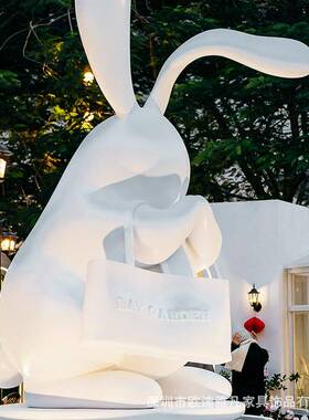 网红太空月光兔酒吧商场街区玻璃钢卡通兔子装饰美陈落地摆件雕塑