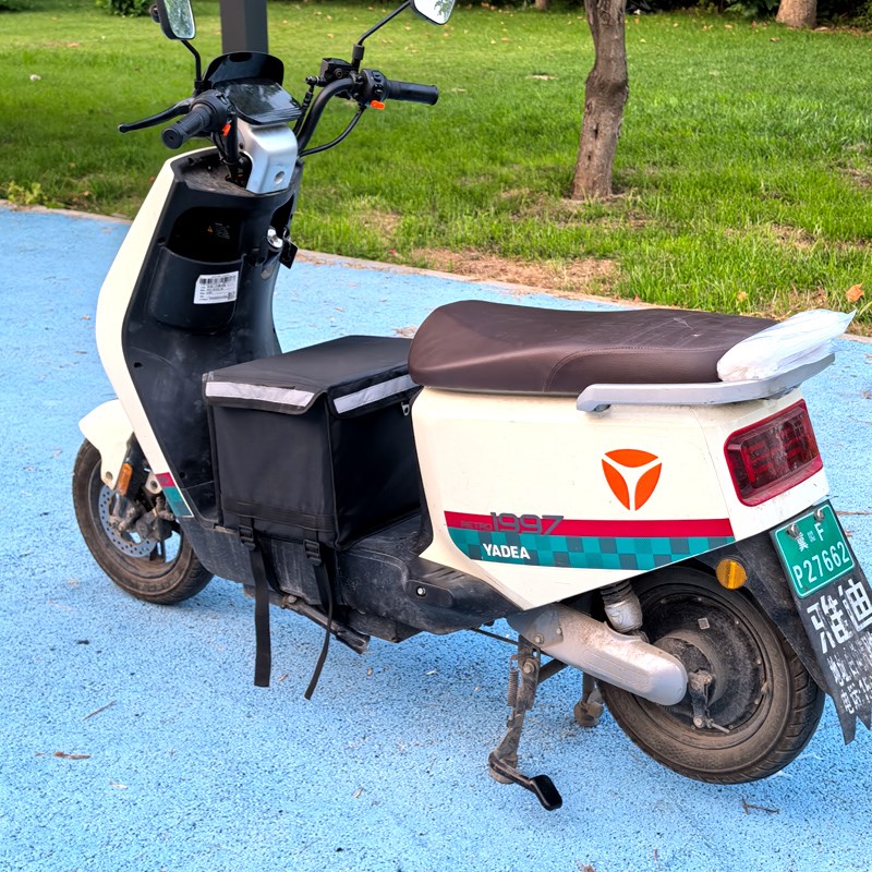 踏板款外卖箱送餐m箱包便携式骑手装备车载加厚防水外卖保温箱