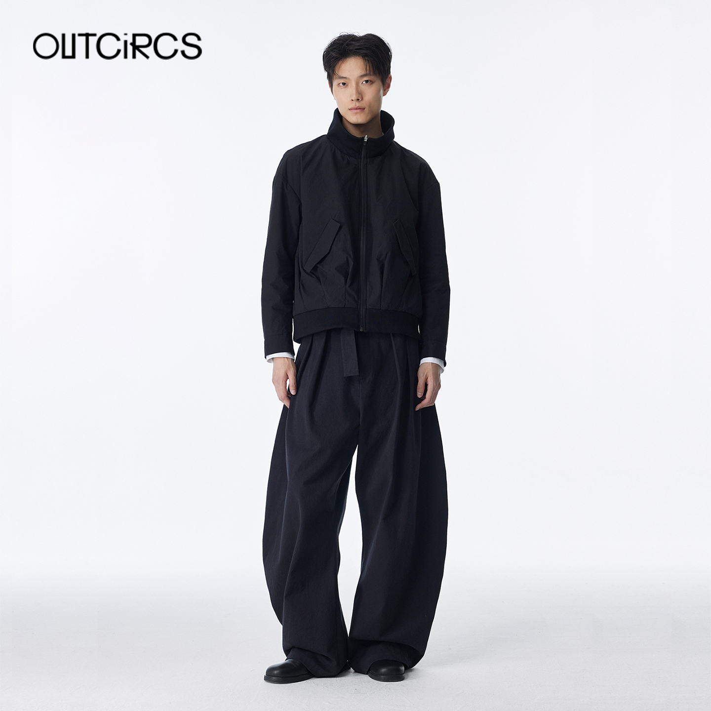 OUTCiRCS盐缩纸感棉服夹克
