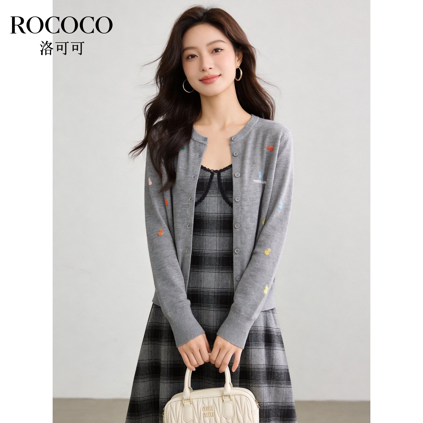 ROCOCO/洛可可温柔风刺绣针织开衫女米白色纽扣长袖减龄上衣