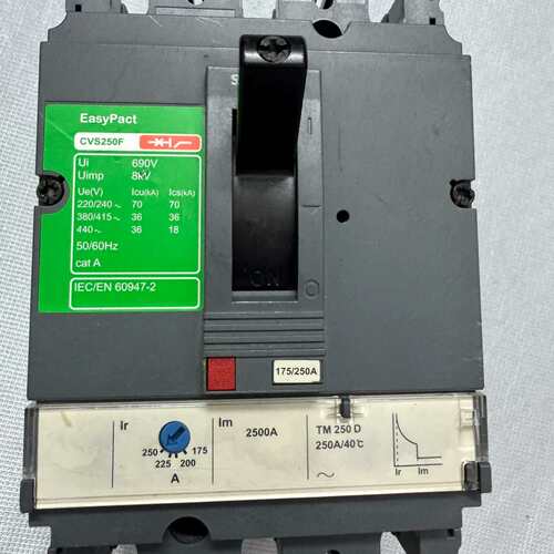 可维修塑壳断路器3P250A空气开关 CVS250F 二手拆