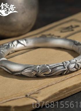 正品银居足银手工刻圆柱复手古錾祥哑光爱莲说镯.传家