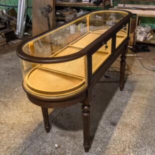 定制中古风弧形玻璃展示柜台珠宝首饰陈列柜玉器翡翠木质中岛柜子