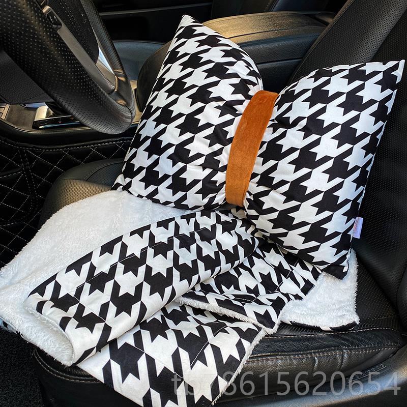 高档汽车枕被子两用车三内一对载空车调毯合一头枕可折叠抱靠枕四