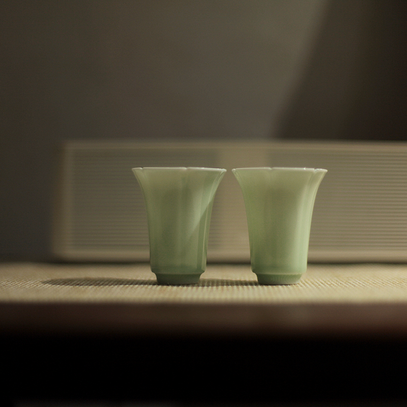 |勿念|《豆青》葵口闻香杯 聚香杯 品茗杯 高身杯 青瓷茶具 茶杯