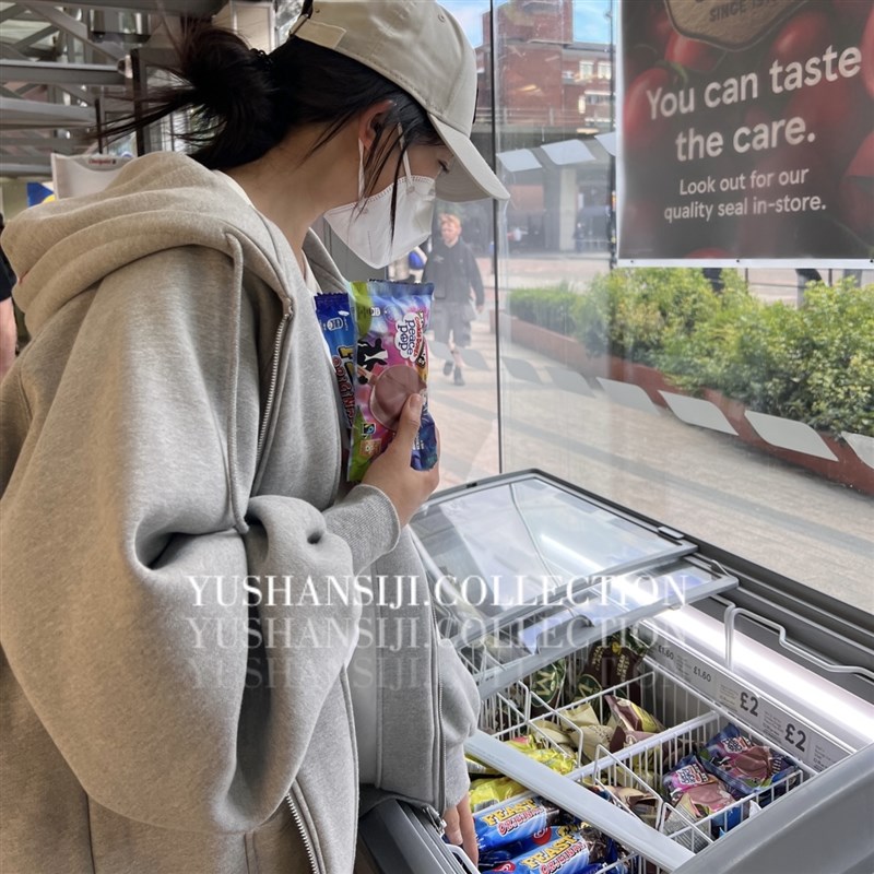 UUSSAN 慵懒风连帽241秋冬新款加绒加厚卫衣宽松休闲外套女灰黑