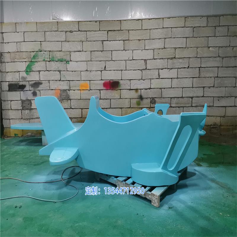 玻璃钢直升机造型雕塑园林景观摆件游乐园滑梯模型玻璃纤维飞机