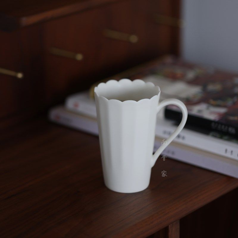 南昔日式纯白陶瓷咖啡杯创意花口马克杯素雅水杯情侣对杯拿铁卡布,餐饮具,马克杯,淘宝优惠券,粉丝福利购,淘宝优惠卷