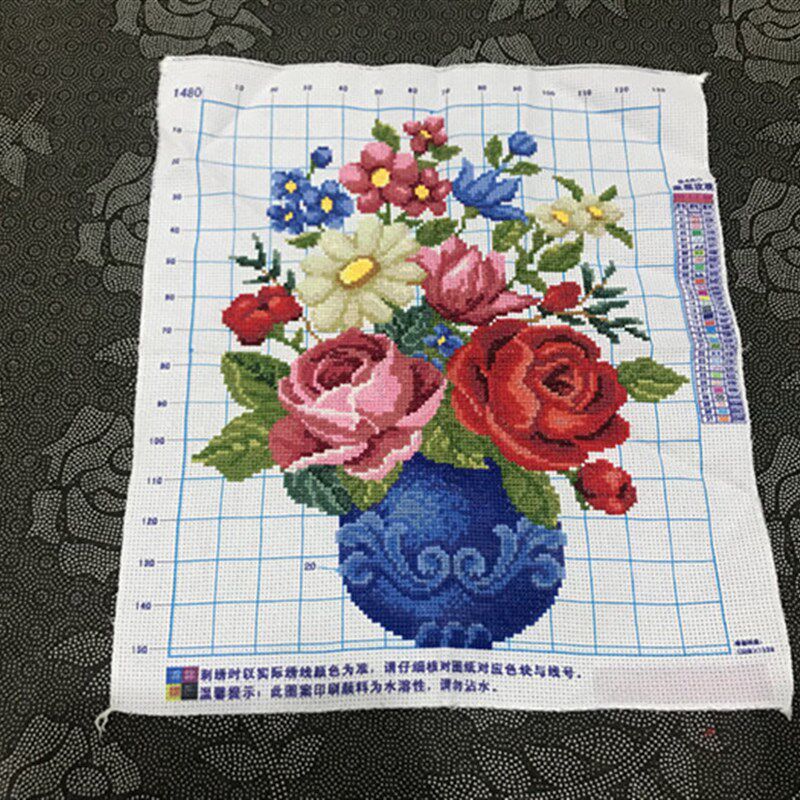 纯手工十字绣成品蓝色瓶子花瓶蓝瓶玫瑰新款客厅餐厅花草包邮