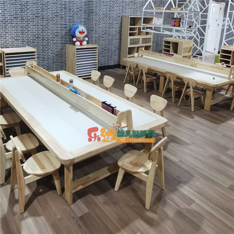 幼儿园多功能室工作台儿童教室美工桌绘画游戏桌实木成套桌椅凳子