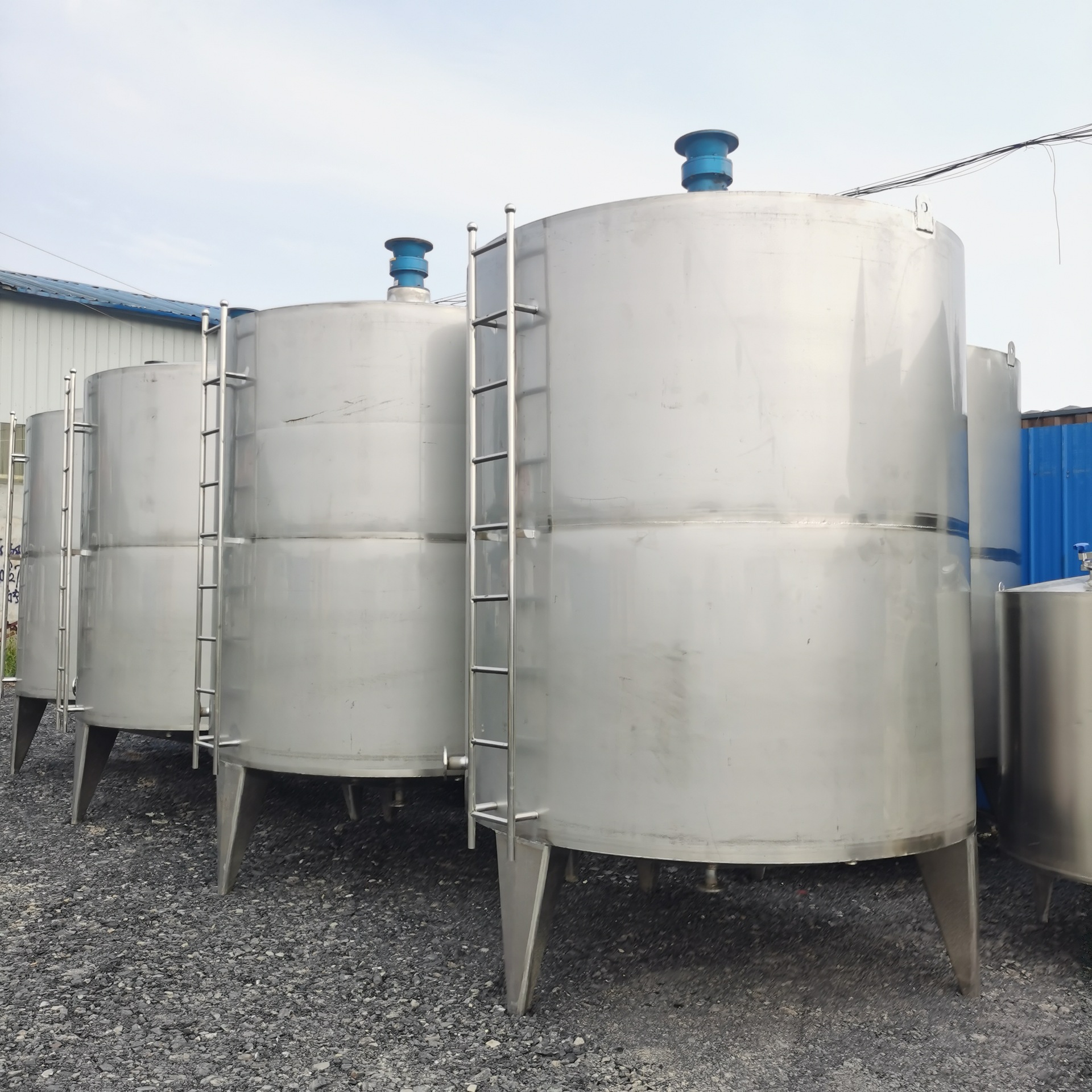 不锈钢搅拌罐 立式液体搅拌机 双层电加热搅拌罐 食品液体搅拌罐