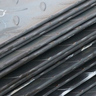 山东花纹板切割价格扁豆花纹3*1500长度现货6米 花纹切割件