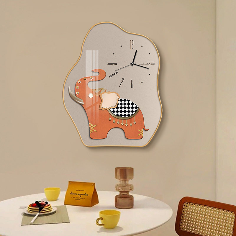 创意餐厅挂钟现代简约家用静音钟表网红小象卧室房间时钟个性挂表