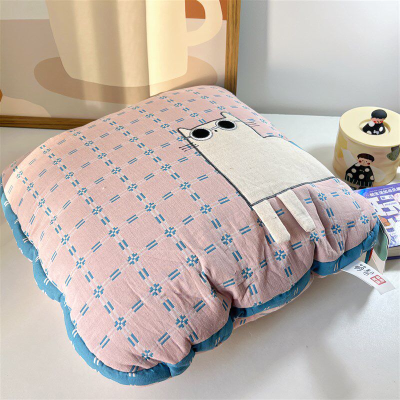 抱枕被子两用加厚办公室折叠午睡枕头毯子二合一沙发汽车靠枕车载,居家布艺,抱枕被,淘宝优惠券,粉丝福利购,淘宝优惠卷