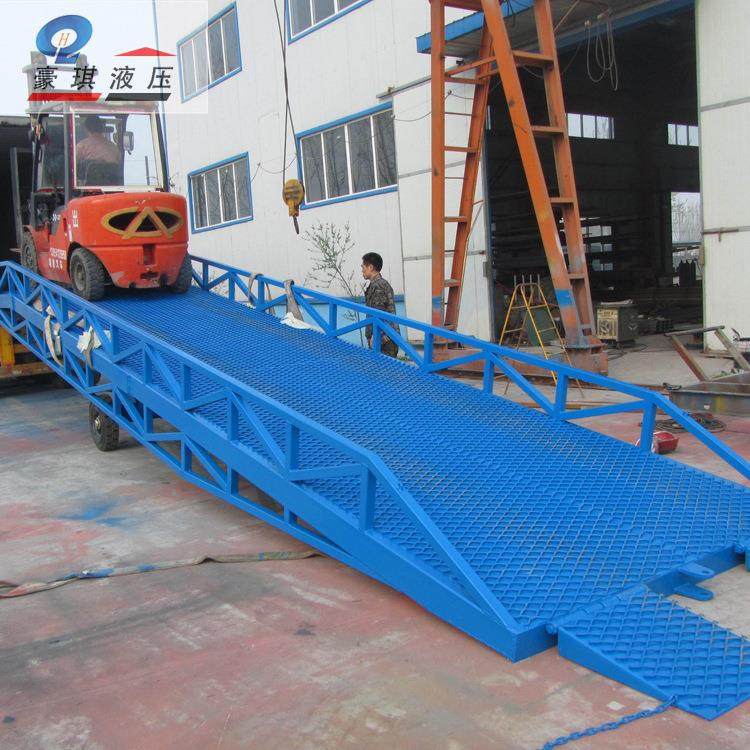 厂家供应现货码头仓库装卸登车桥升降板移动折叠式集装箱卸货平台,搬运/仓储/物流设备,其他起重搬运设备,淘宝优惠券,粉丝福利购,淘宝优惠卷