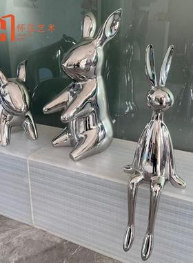 定制镜面不锈钢兔子雕塑电镀摆件园林几何锻造小猫动物样品屋展示